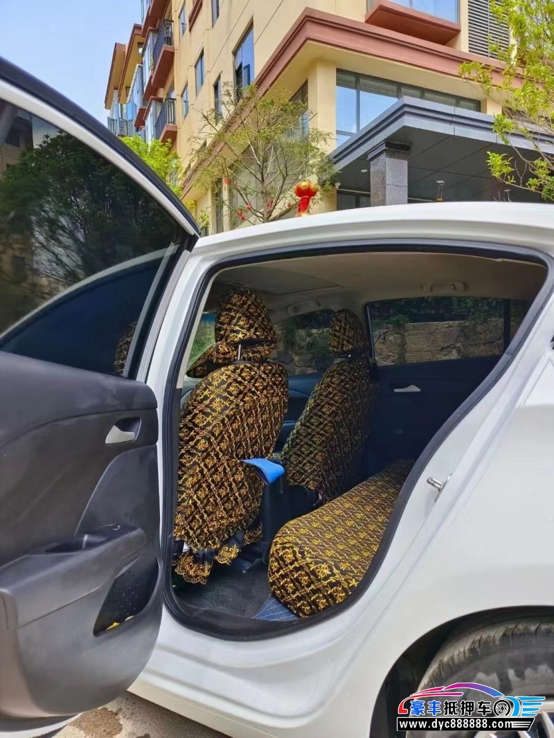 18年雪佛兰科沃兹轿车抵押车出售