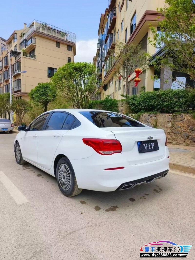 18年雪佛兰科沃兹轿车抵押车出售