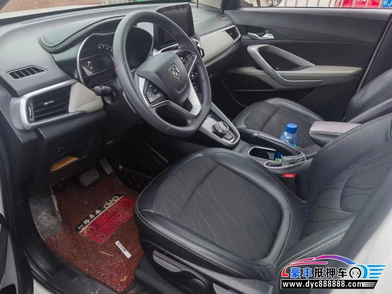 18年宝骏510轿车抵押车出售