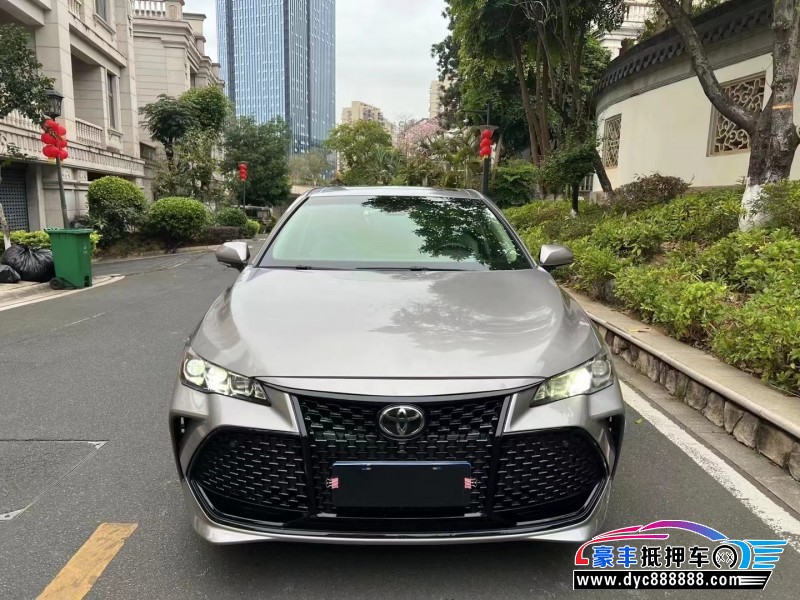 19年丰田亚洲龙轿车抵押车出售