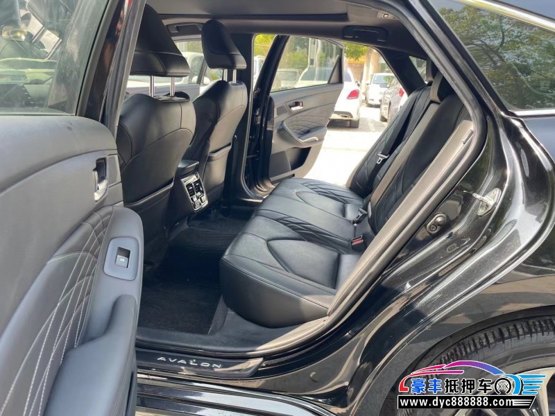 19年丰田亚洲龙轿车抵押车出售