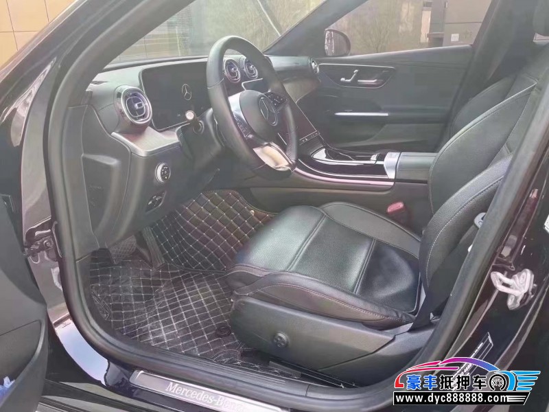 22年奔驰C轿车抵押车出售