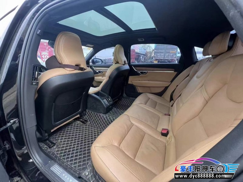 19年沃尔沃S90轿车抵押车出售