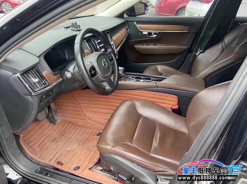 19年沃尔沃S90轿车抵押车出售