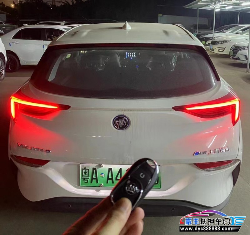 23年别克微蓝轿车抵押车出售