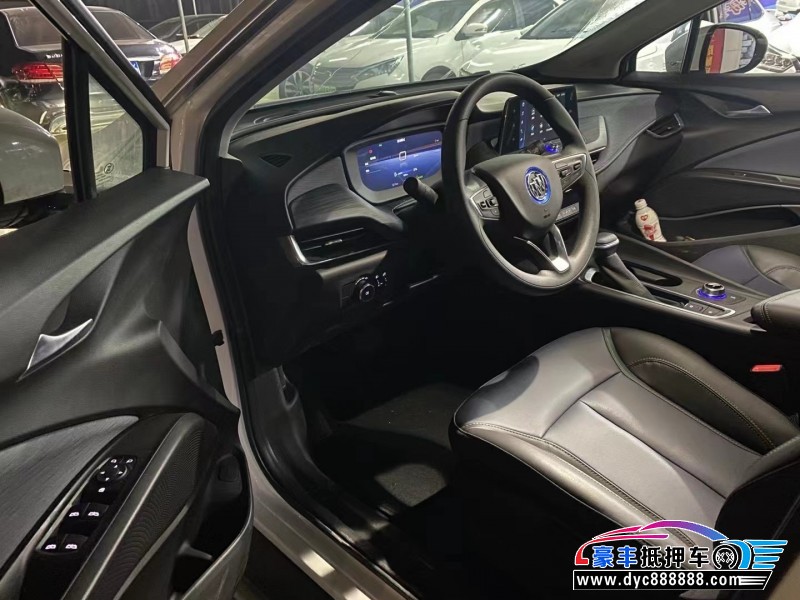 23年别克微蓝轿车抵押车出售