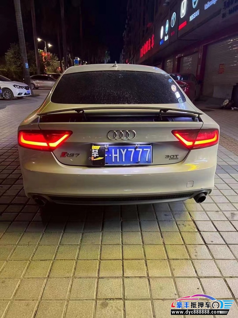 12年奥迪A7轿车抵押车出售