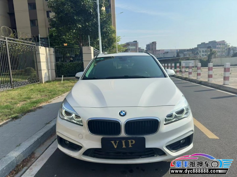 18年宝马2系轿车抵押车出售