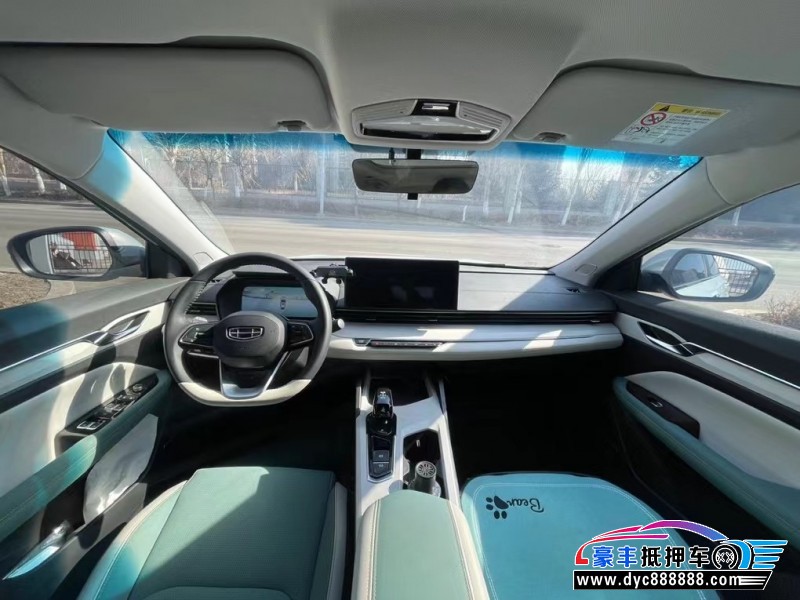 23年吉利雷神轿车抵押车出售