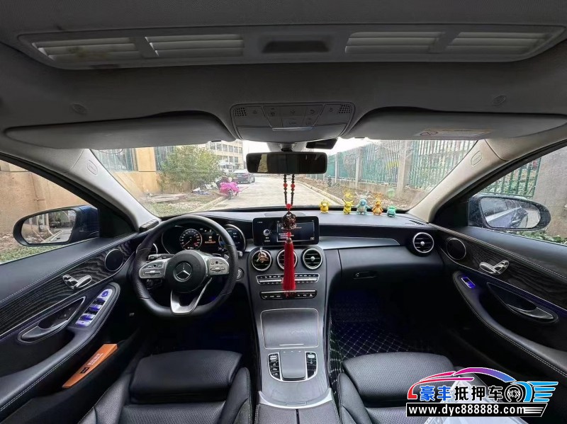 20年奔驰C轿车抵押车出售