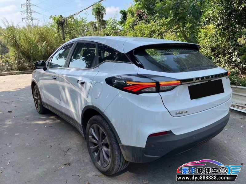 23年吉利几何轿车抵押车出售