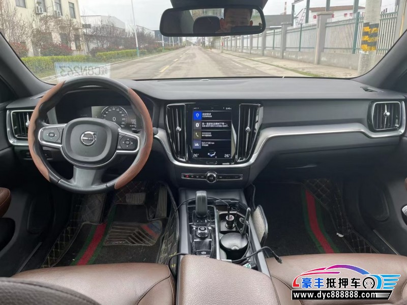 21年沃尔沃S60轿车抵押车出售