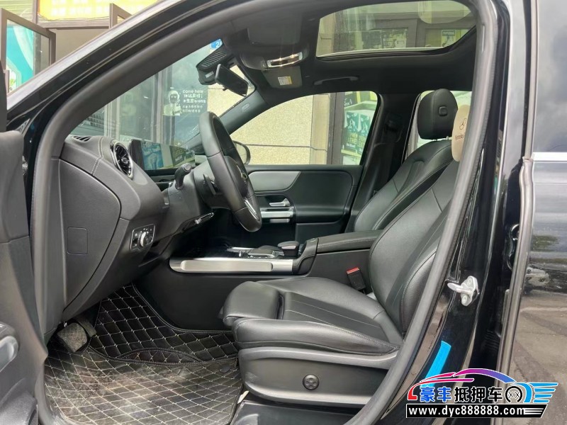 21年奔驰GLB轿车抵押车出售