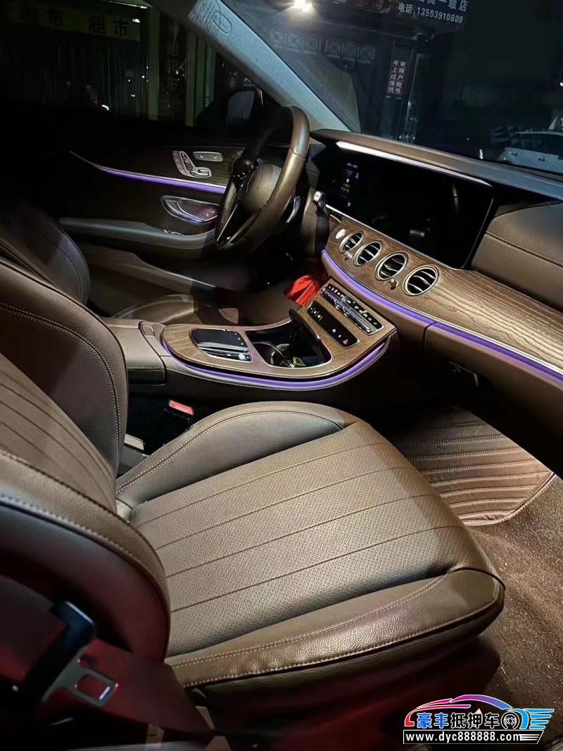 20年奔驰E轿车抵押车出售