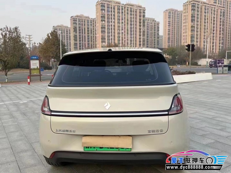 23年宝骏云朵轿车抵押车出售