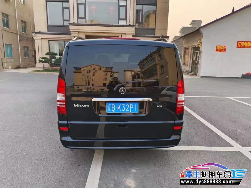 12年奔驰唯雅诺MPV抵押车出售
