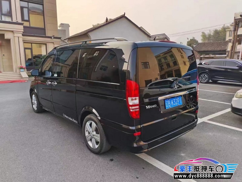 12年奔驰唯雅诺MPV抵押车出售