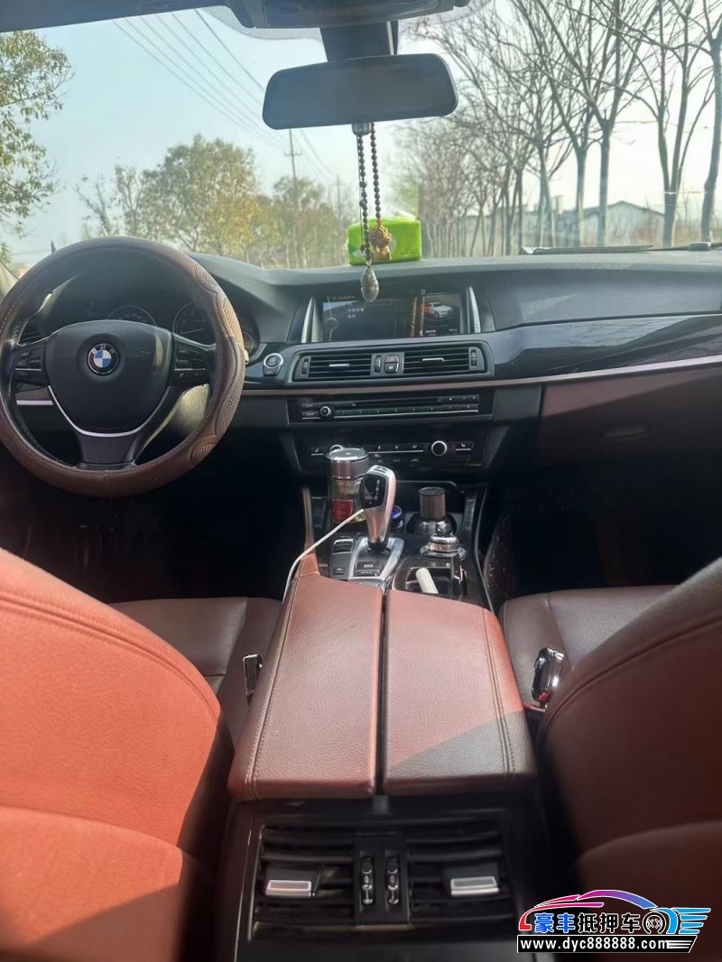 17年宝马5系轿车抵押车出售