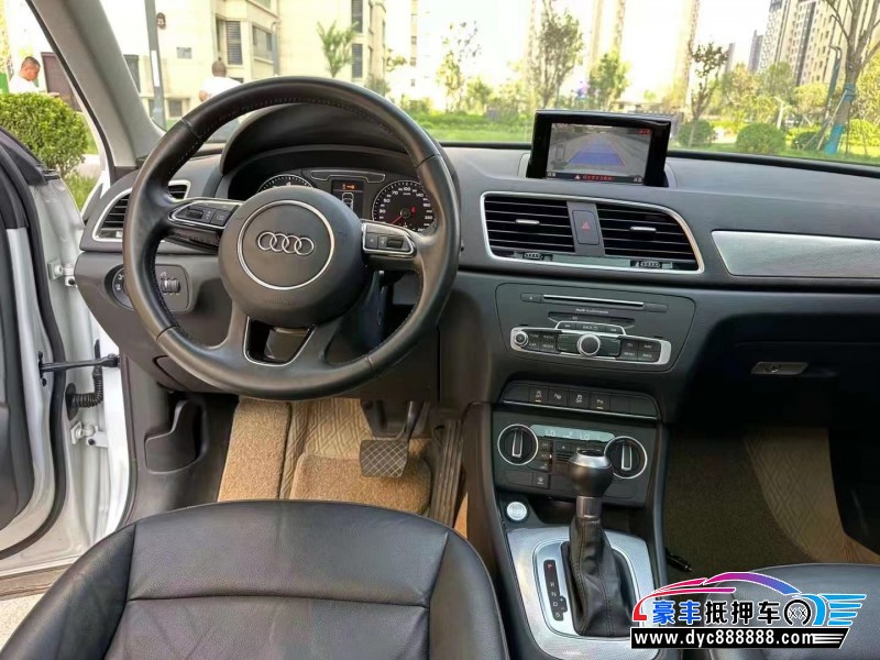 17年奥迪Q3轿车抵押车出售