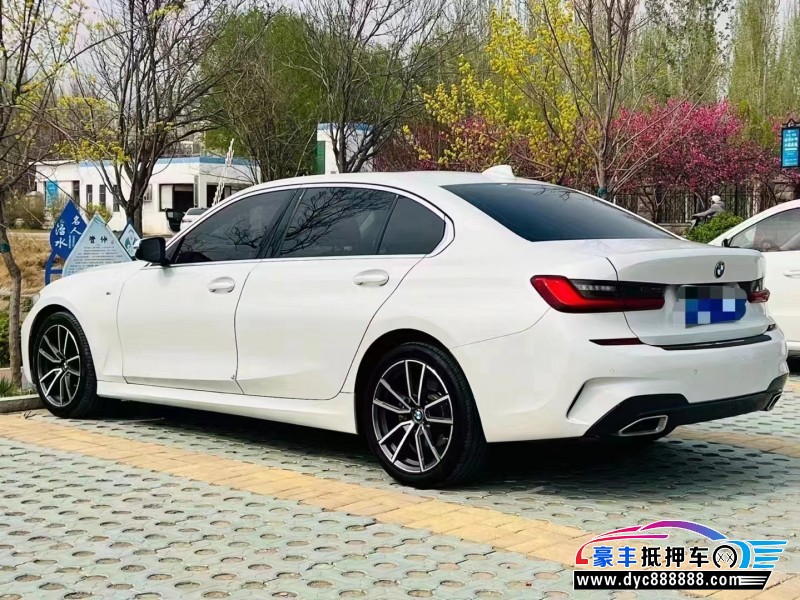 20年宝马3系轿车抵押车出售