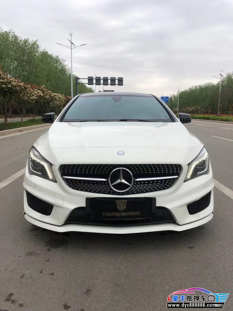 15年奔驰CLA轿车抵押车出售