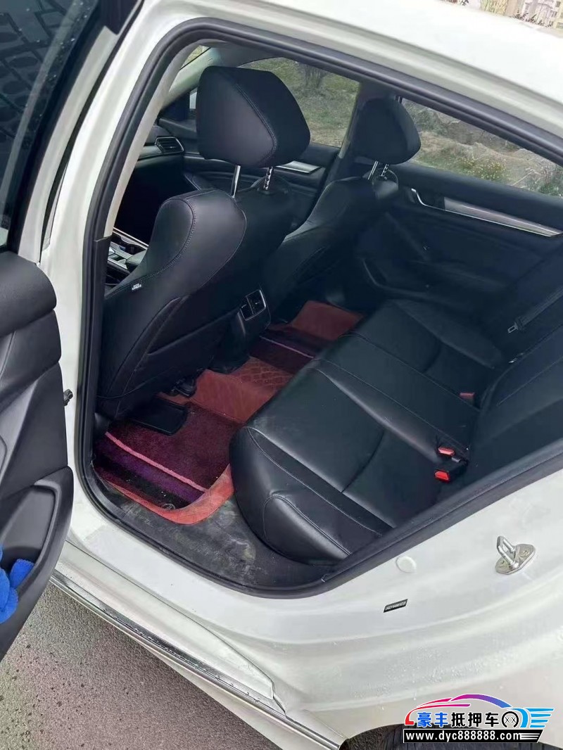 21年本田雅阁轿车抵押车出售