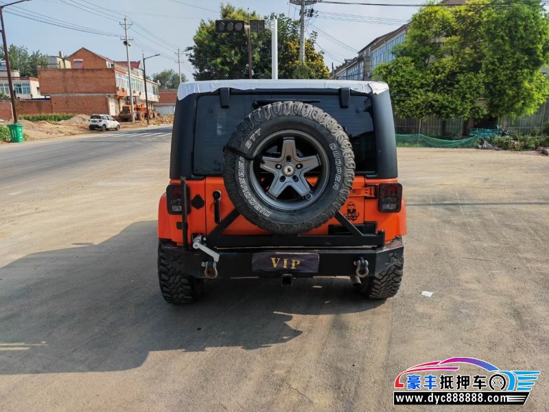 13年Jeep牧马人轿车抵押车出售