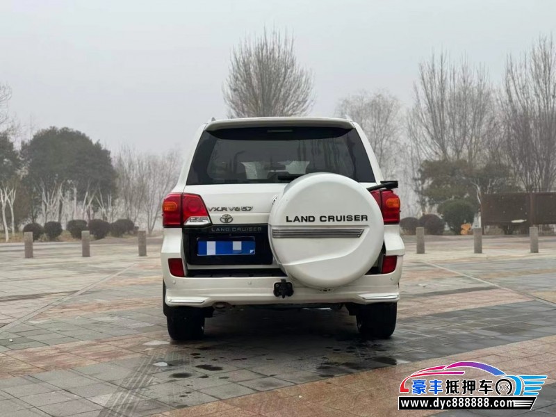 15年丰田兰德酷路泽（陆巡）轿车抵押车出售