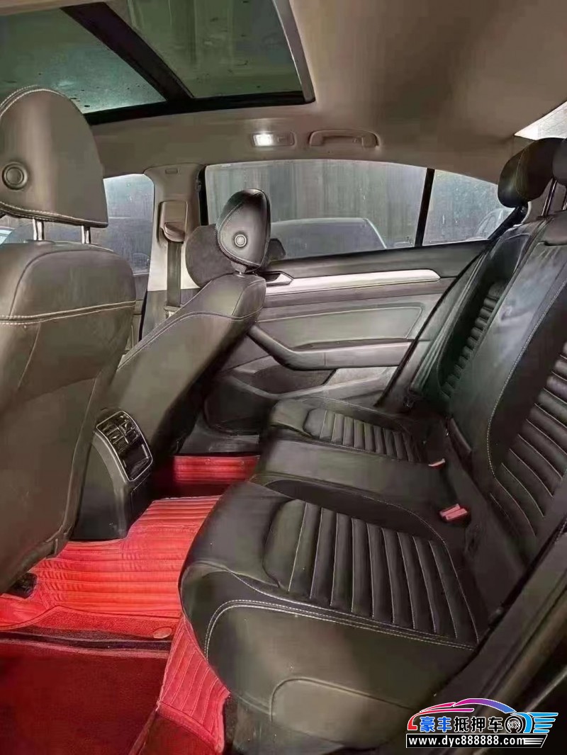 20年大众迈腾轿车抵押车出售