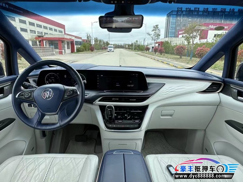 20年别克GL8轿车抵押车出售