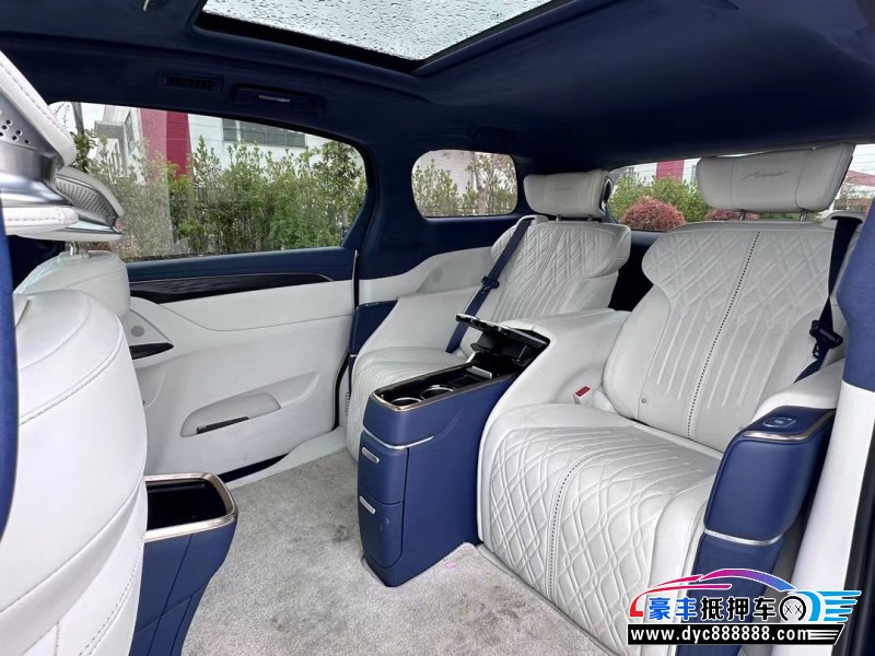 20年别克GL8轿车抵押车出售