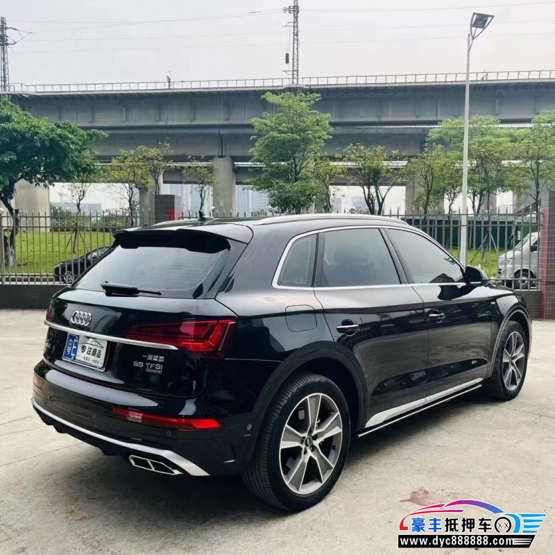 21年奥迪Q5轿车抵押车出售