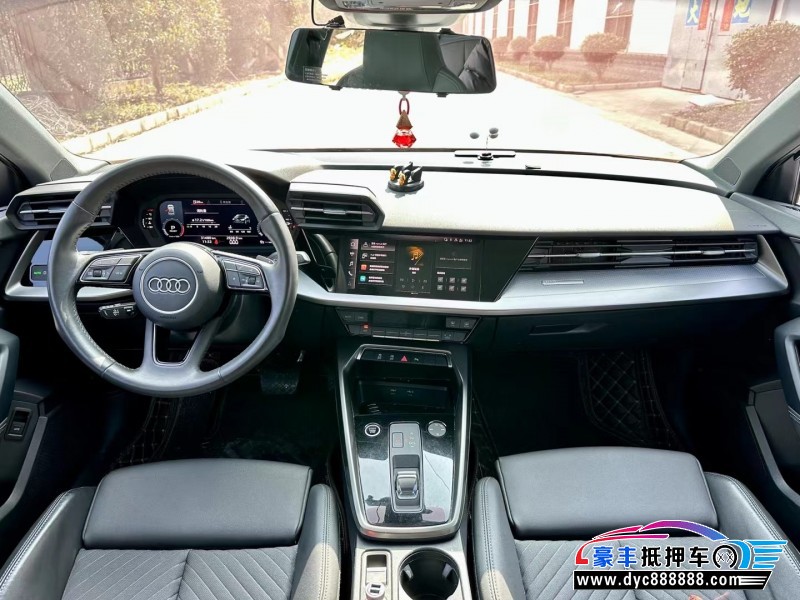 21年奥迪A3轿车抵押车出售