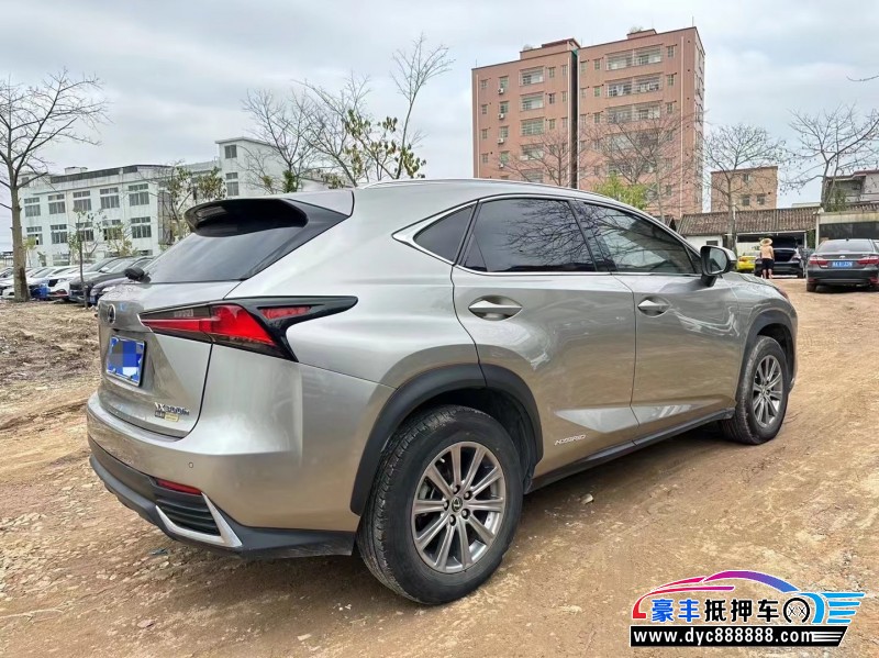 21年雷克萨斯NX轿车抵押车出售