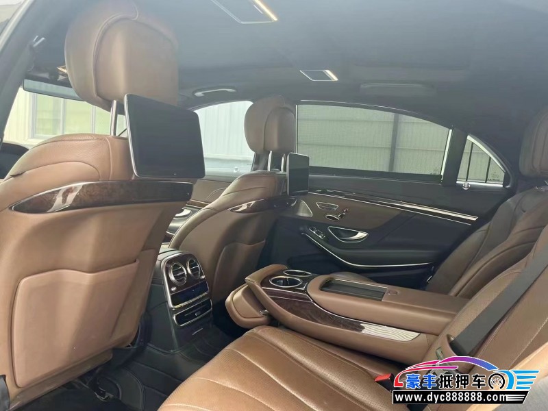 17年奔驰S轿车抵押车出售