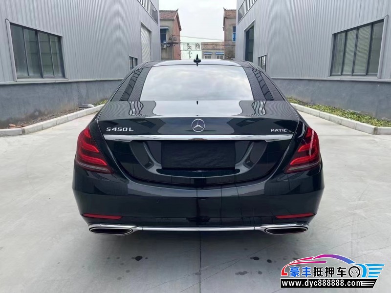 17年奔驰S轿车抵押车出售