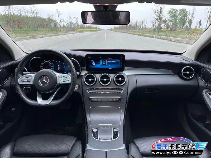 21年奔驰C轿车抵押车出售