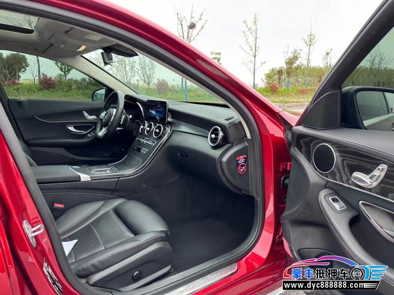 21年奔驰C轿车抵押车出售