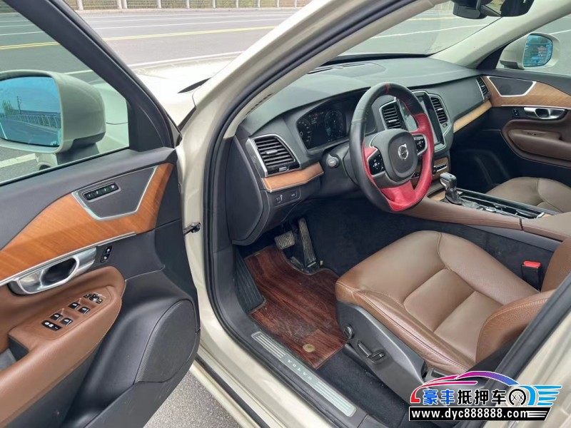 19年沃尔沃XC90轿车抵押车出售