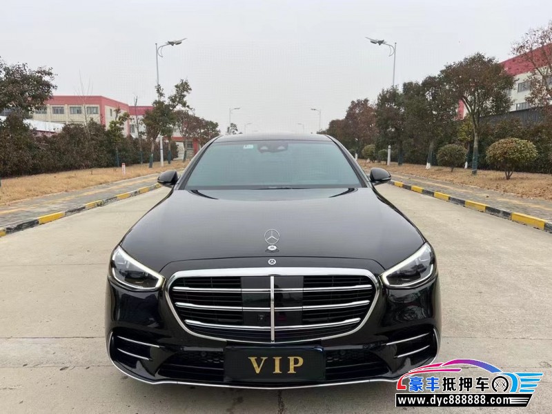 22年奔驰S轿车抵押车出售