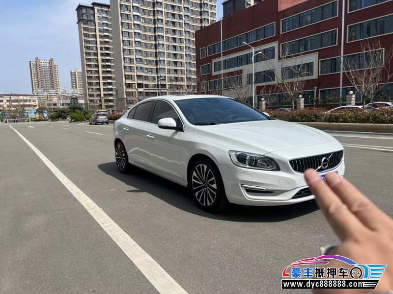 18年沃尔沃S60轿车抵押车出售