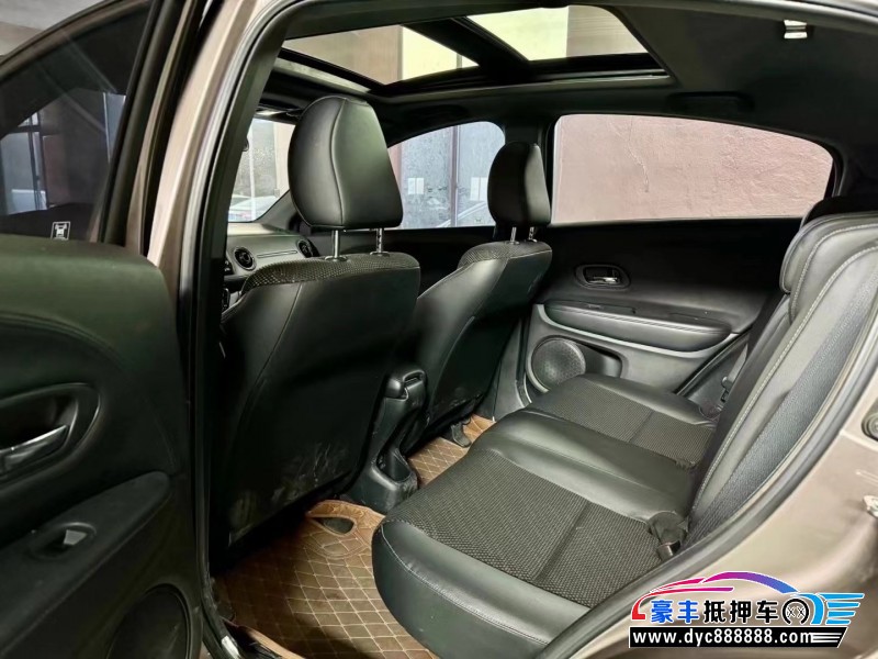 16年本田XRV轿车抵押车出售