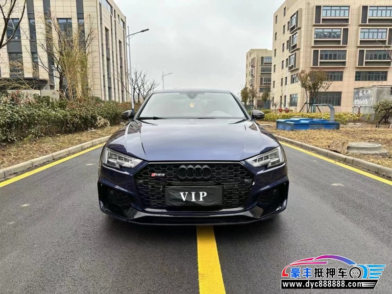 19年奥迪S4轿车抵押车出售