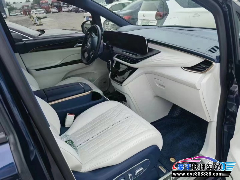 21年别克艾维亚轿车抵押车出售