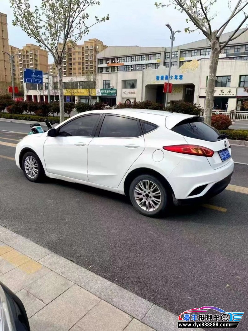 14年长安逸动轿车抵押车出售