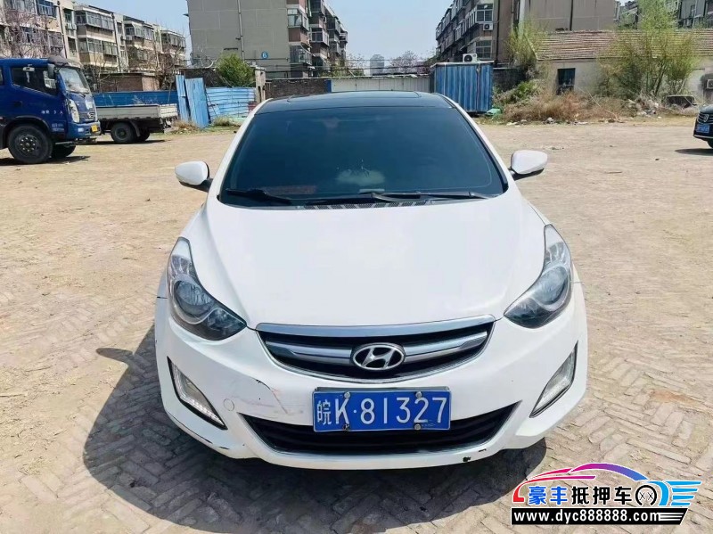 16年现代朗动轿车抵押车出售