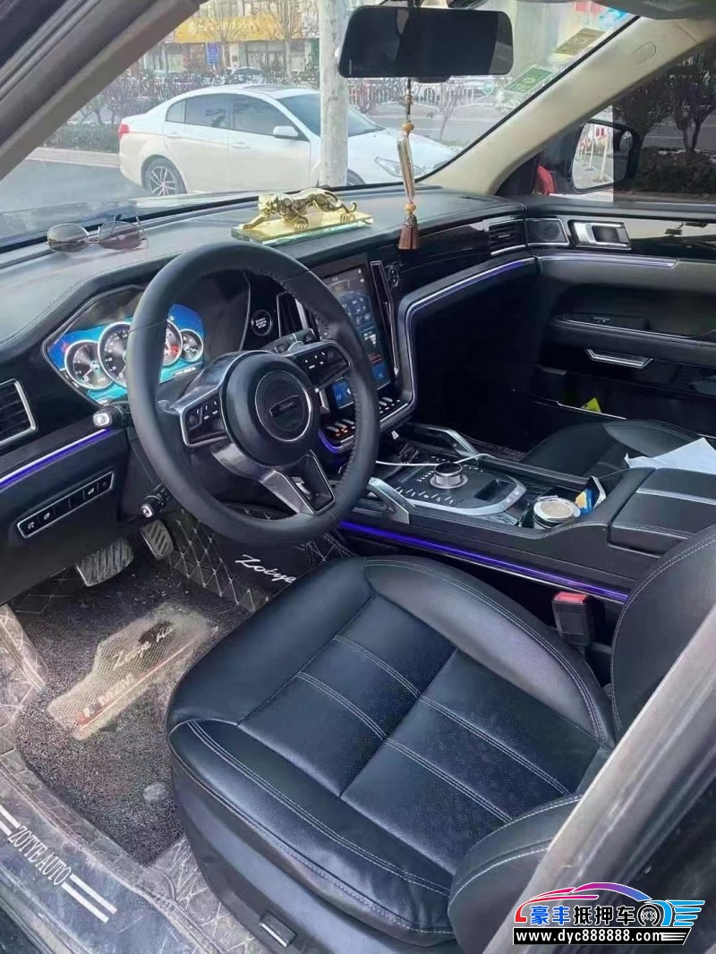 17年众泰T700轿车抵押车出售