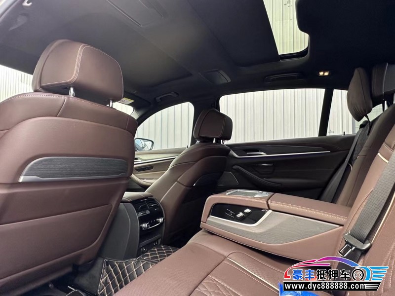 23年宝马5系轿车抵押车出售