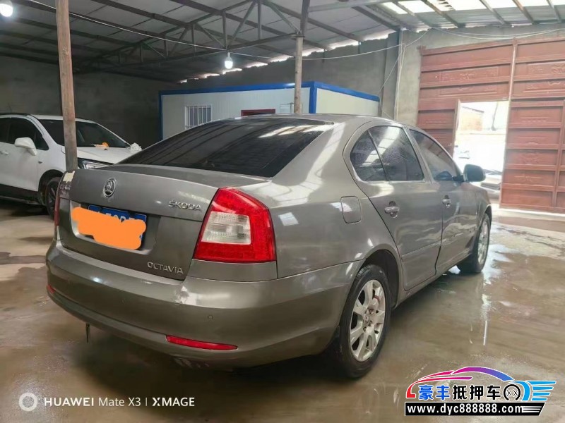 13年斯柯达明锐轿车抵押车出售