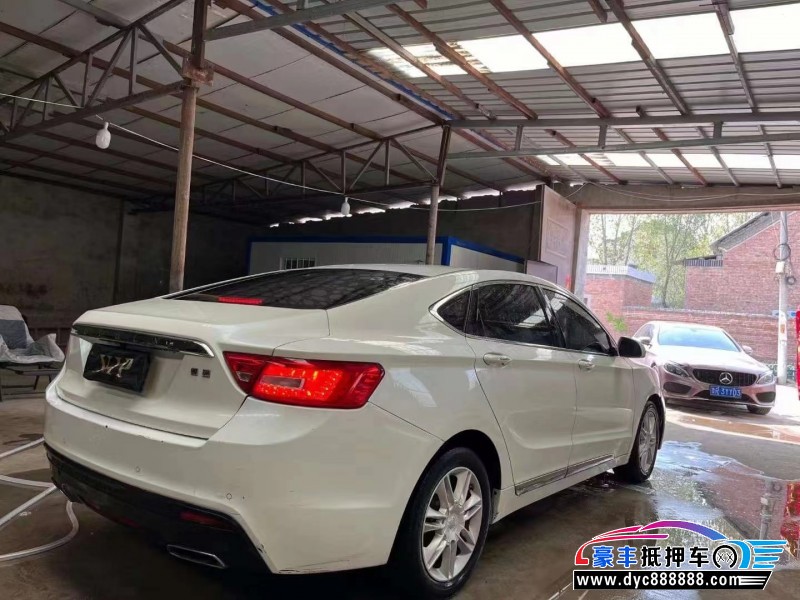 15年吉利博越轿车抵押车出售